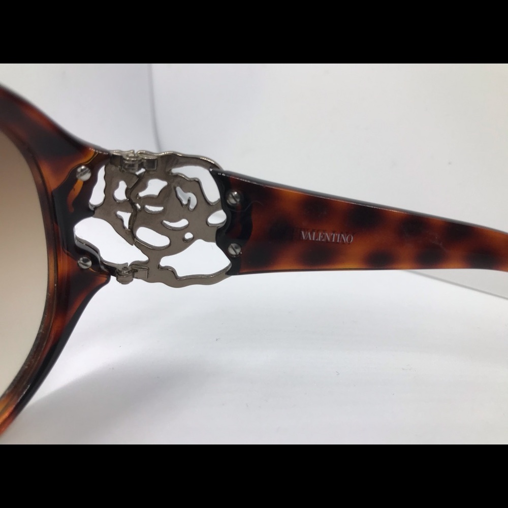 Valentino Sunglasses - Picture 4 of 5